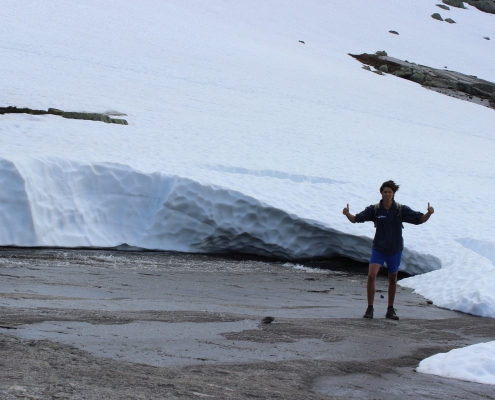 Trekking a Trolltunga